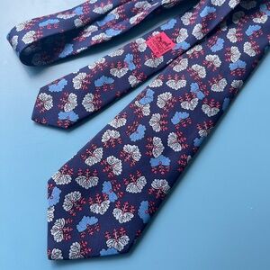 HERMÈS 100% Silk Tie